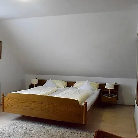 Mini-hôtel Zur Traube 3*