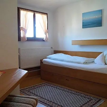 Mini-hôtel Zur Traube 3*