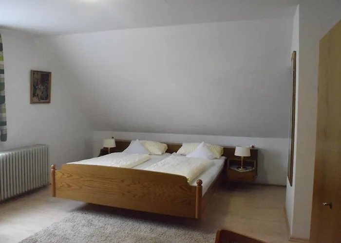 بيت ريفي Zur Traube